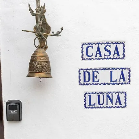 Casa De La Luna