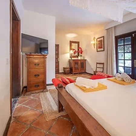 Casa De La Luna Tias